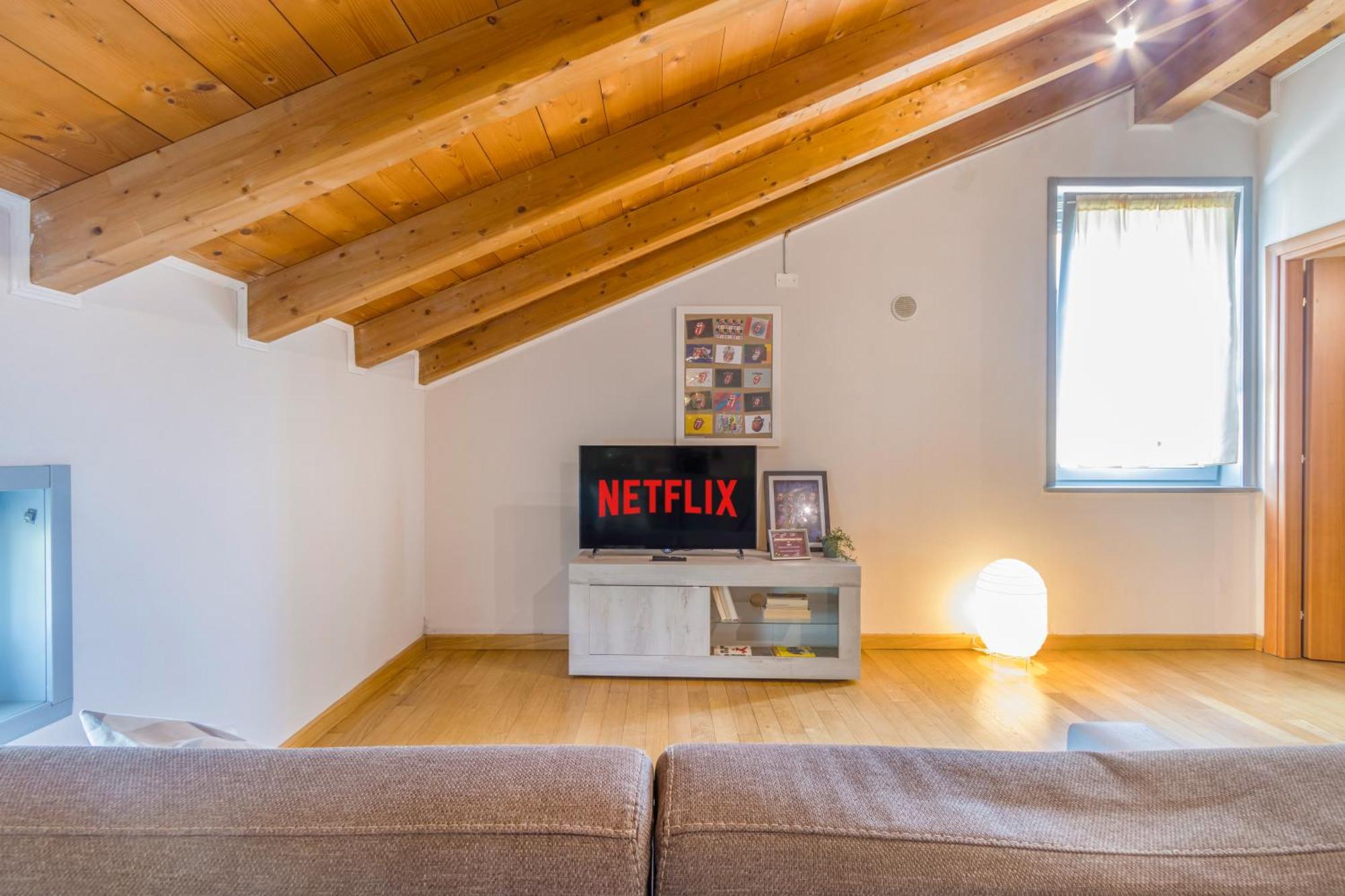 Stazione 200M - Wifi - Aria Condizionata - Smart Tv Lägenhet Parma Exteriör bild